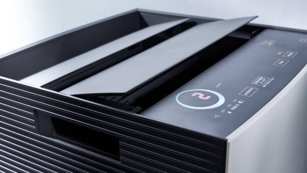 Purificatore e umidificatore d'aria Daikin MCK70ZH grigio nero con tecnologia Flash Streamer WiFi - Filtro HEPA durata 10 anni - immagine 4