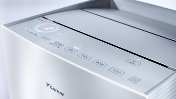 Purificatore e umidificatore d'aria Daikin MCK70ZW bianco con tecnologia Flash Streamer WiFi - Filtro HEPA durata 10 anni - immagine 2